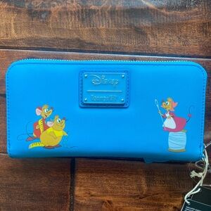 Disney Loungefly Cinderella Wallet